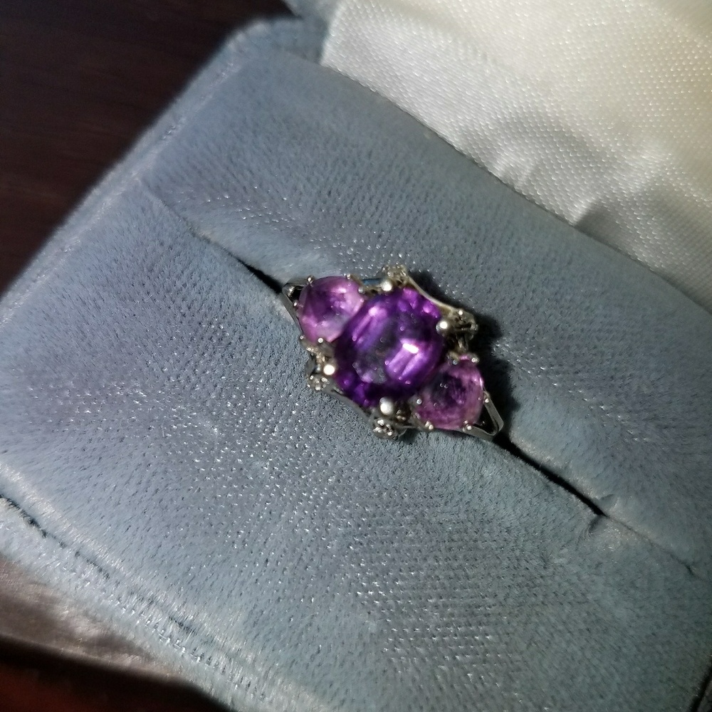 10k size 8 silver ring